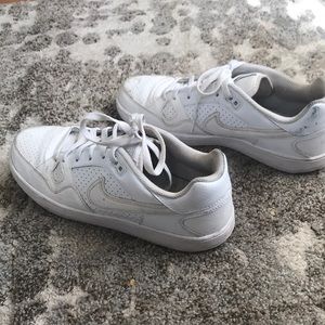 Women’s Nike Air Force 1s All White